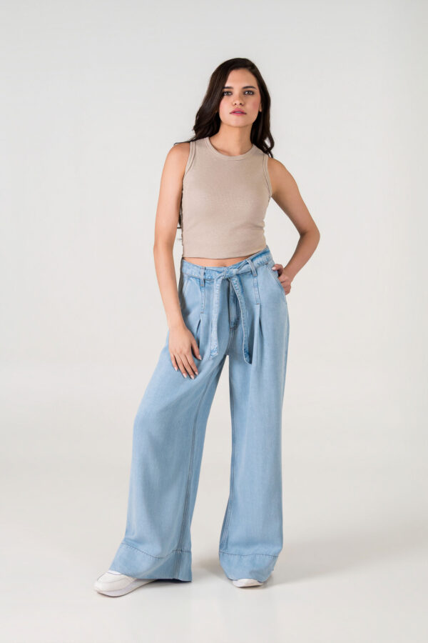 JEAN MUJER UHW WIDE LEG PLEATED BELTED ICE SS5
