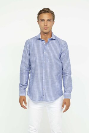 Vista Frontal Camisa Hombre regular custom Azul SS3 de Marca Lee