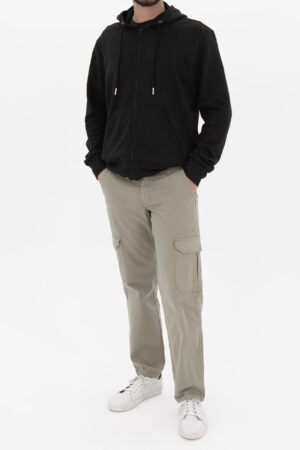 Vista Frontal Hombre regular Straight Cargo Caqui Fw4 de marca Lee