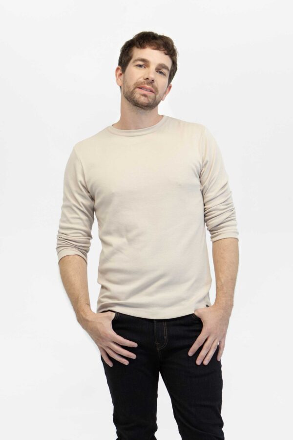 Buzo hombre regular crew neck Beige fw5