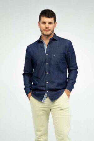 Vista Frontal Camisa regular custom color blanco marca Lee