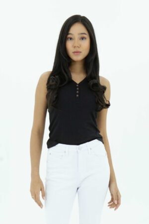 Vista Frontal Top Mujer slim Sleevesless henley Negro ss3 de marca lee