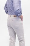 Vista posterior Jean Hombre Regular Straight Daren Beige SS4 de Marca Lee