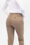 Vista Posterior Jean Mujer Classic Straigh Marion Caqui SS4 de Marca Lee