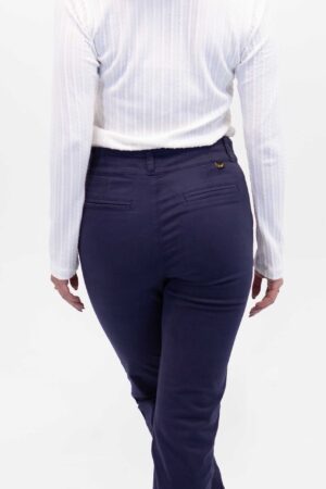 Vista posterior Pantalón Mujer Regular Tapered Azul SS4 de Marca Lee