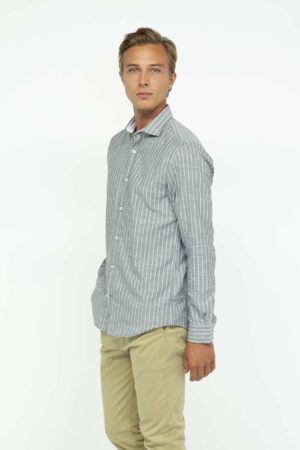 Vista Frontal Camisa Hombre regular custom Verde SS3 de Marca Lee Vista Frontal Camisa Hombre regular custom Verde SS3 de Marca Lee