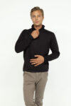 Vista Frontal Buzo Hombre Regular Essential Half Zip Negro SS3 de Marca Lee