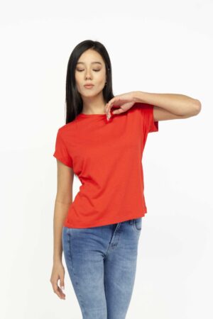 Vista Frontal Camiseta Mujer Regular Crew Neck Rojo SS3 de Marca Lee