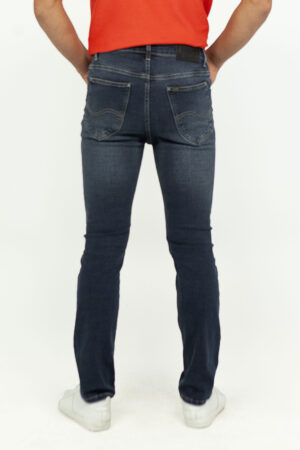Vista posterior Jean Hombre Regular Straight Daren Stone Dirty 2 SS3 de Marca lee
