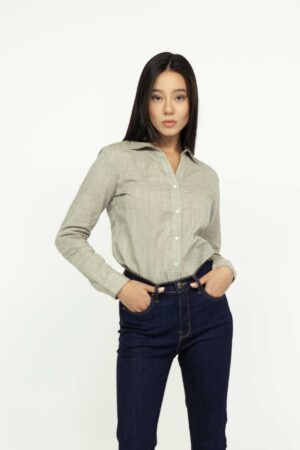 Vista Frontal Blusa mujer regular Davry Verde SS3 de Marca Lee