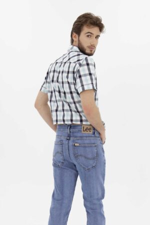 Vista Posterior Camisa Hombre Slim Dovach Turquesa Fw4 de marca Lee