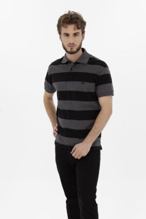 Vista Frontal Camiseta Hombre Relax Pique Polo Rayas Negro Fw4 de marca Lee