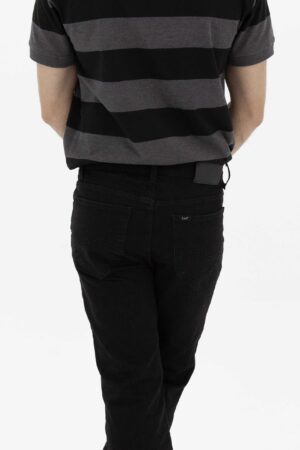 Vista Frontal Jean Hombre Regular Straight Daren Negro Fw4 de marca lee