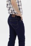 Vista Posterior Jean Hombre Regular Straight Daren Prewash Fw4 de marca Lee