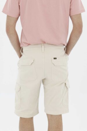 Vista frontal Bermuda Hombre Slim Rider Beige Fw4 de marca Lee