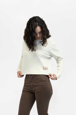 Chompa mujer relax clean cropped beige fw5
