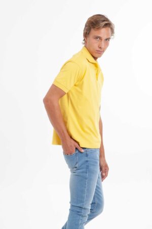Vista frontal Camiseta Hombre Amarillo marca Lee