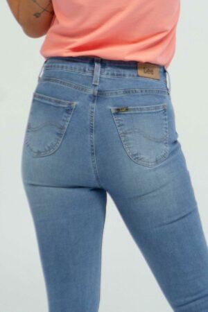 Vista posterior Blusa color Azul de marca Lee