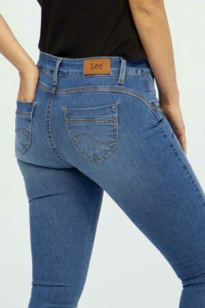 Vista posterior Blusa color Azul de marca Lee