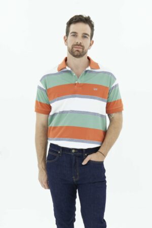 Vista Frontal Camiseta hombre regular polo naranja SS3 marca lee
