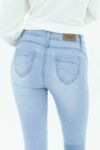 Vista Posterior Jean Mujer Slim Mags Prewash SS3 de marca Lee