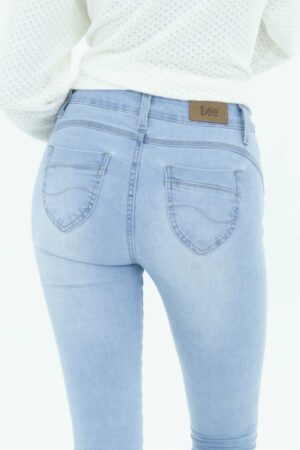 Vista Posterior Jean Mujer Slim Mags Prewash SS3 de marca Lee