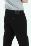Vista posterior Jean Hombre Clásico Negro SS3 de marca lee