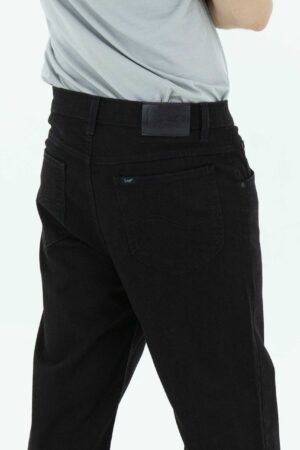 Vista posterior Jean Hombre Clásico Negro SS3 de marca lee