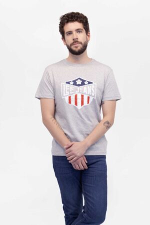 Vista Frontal Camiseta Hombre Regular Basic Graphic Gris SS4 de marca Lee