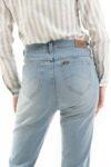 Vista posterior Jean Classic Straight color Stone 3 de marca Lee