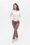 Vista Frontal Jean Mujer Regular Seasonal Polo Beige SS4 de Marca Lee