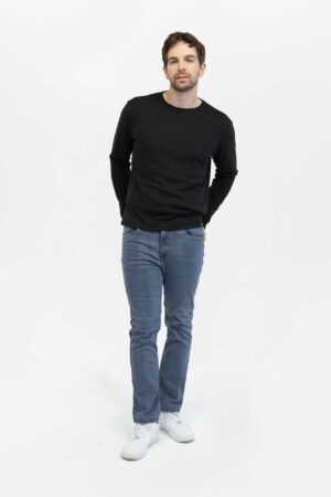 Buzo hombre regular crew neck negro fw5