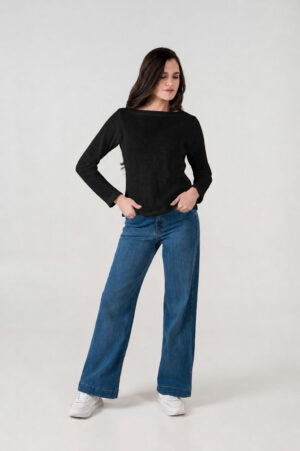 BUZO MUJER REGULAR BOAT NECK NEGRO SS5